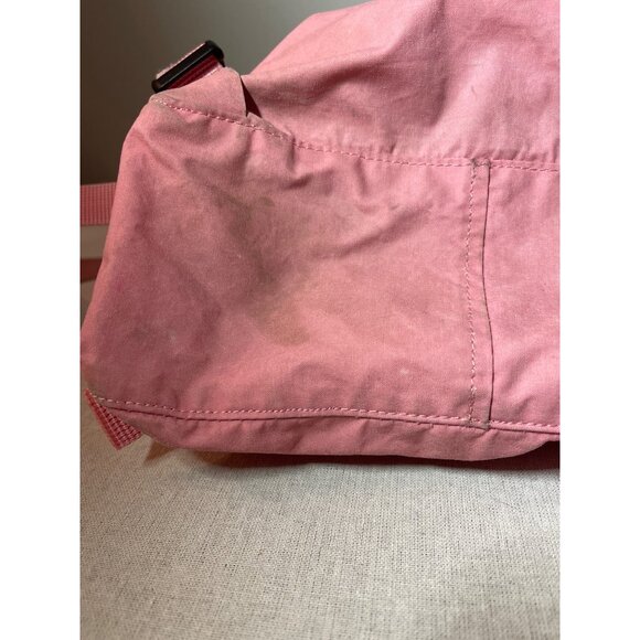 Fjallraven Kanken Classic Pink Backpack - Picture 7 of 14